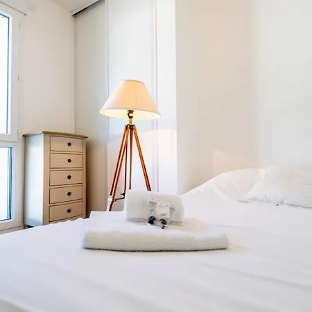 דירה Kandinsky Furnished Flat אקס-לה-באינס