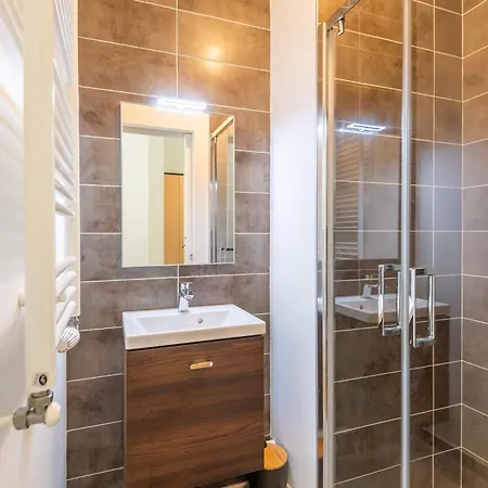 דירה Kandinsky Furnished Flat
